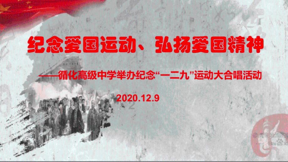 逃离残破的机舱