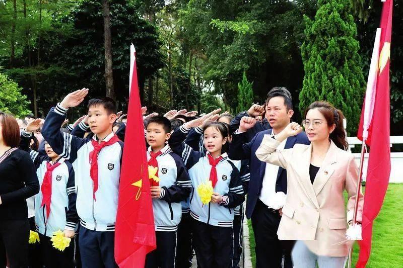 省钱的北京穷人，涌向天津机场